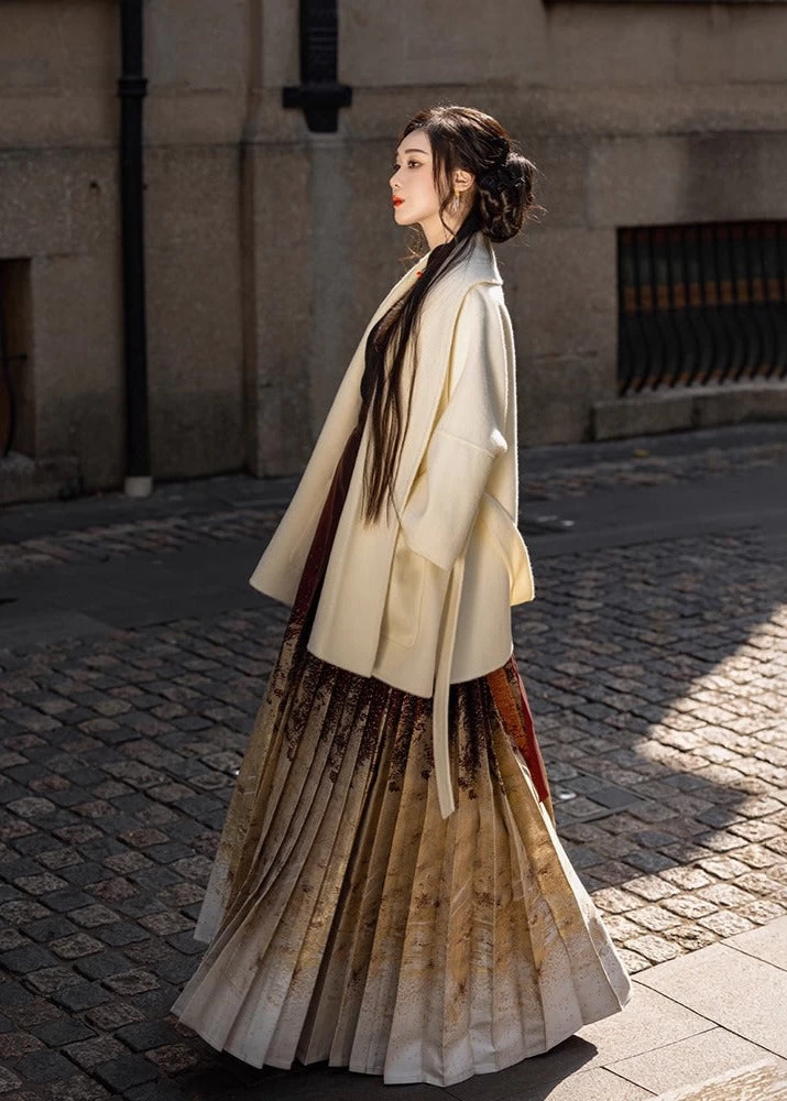 Women Modern Hanfu Ma Mian Skirt Gold/Silver | HANFUBAO  Daily Wear