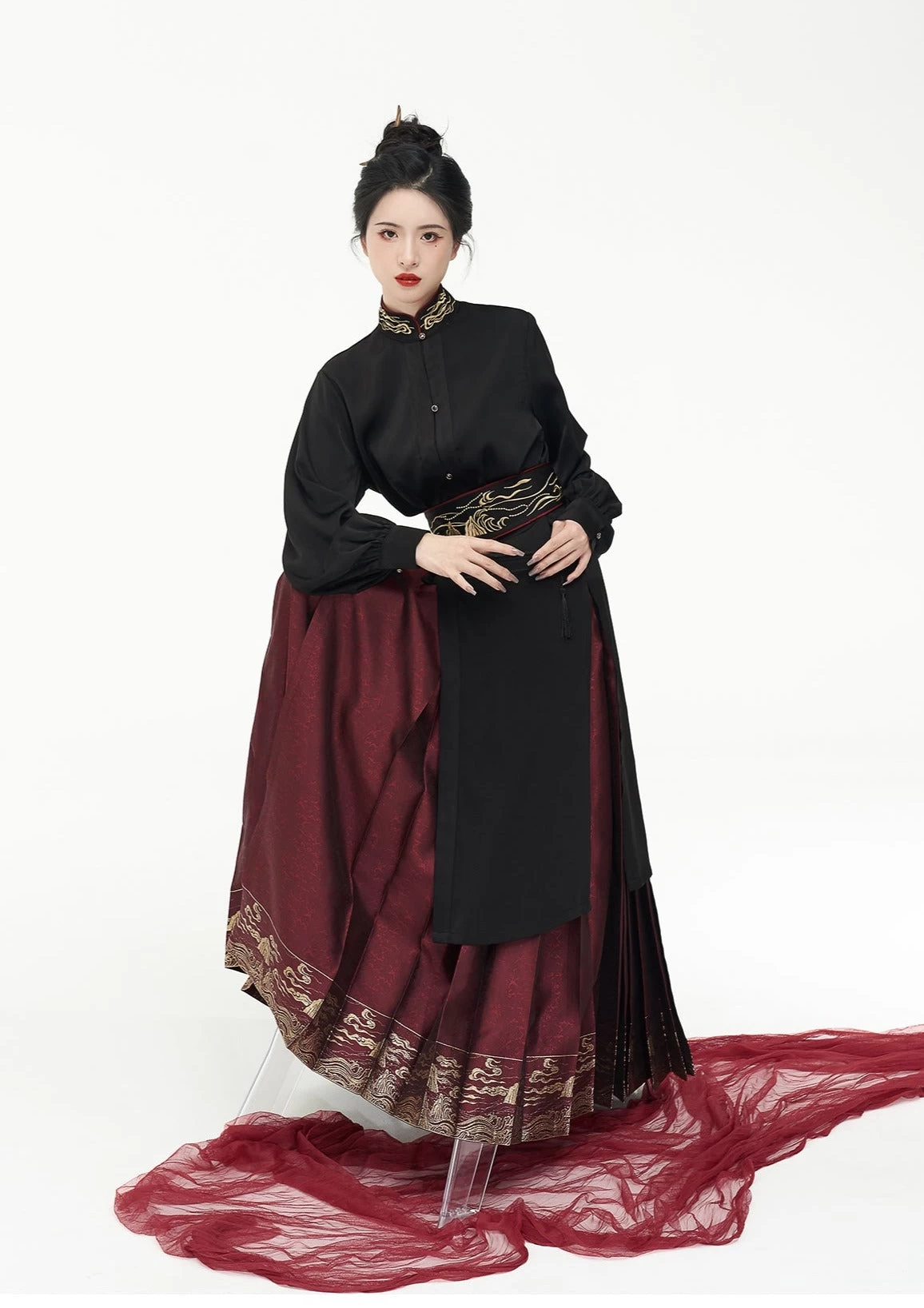 Women Modern 3-Piece Daily Hanfu Set with Belt, Lightweight Fabric | HANFUBAO