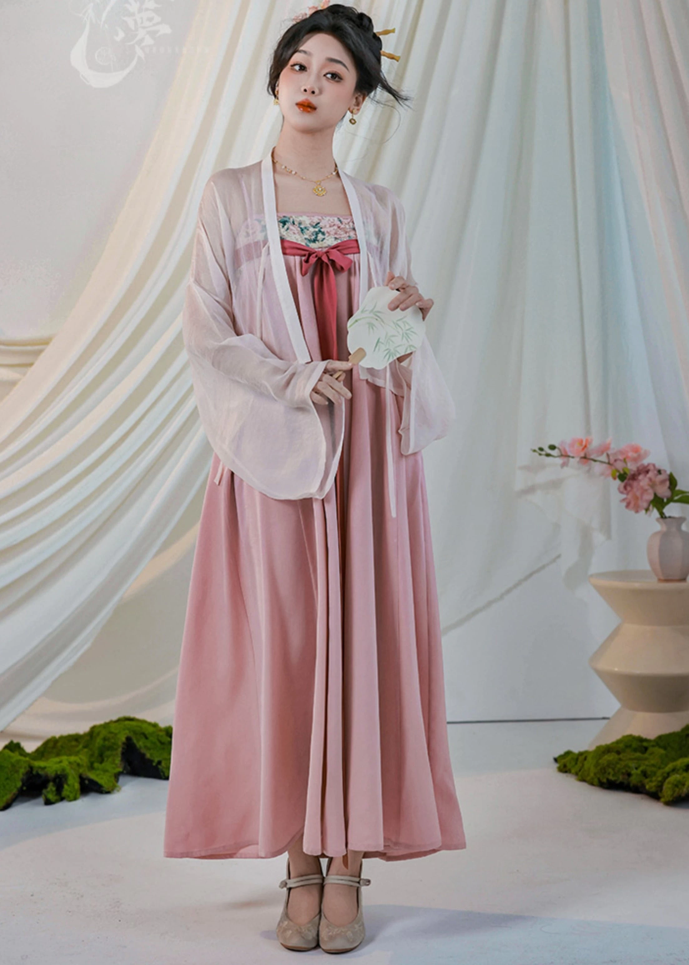 Women’s Modern Chiffon 2-Piece Daily Hanfu Set, Spring Bloom Floral | HANFUBAO