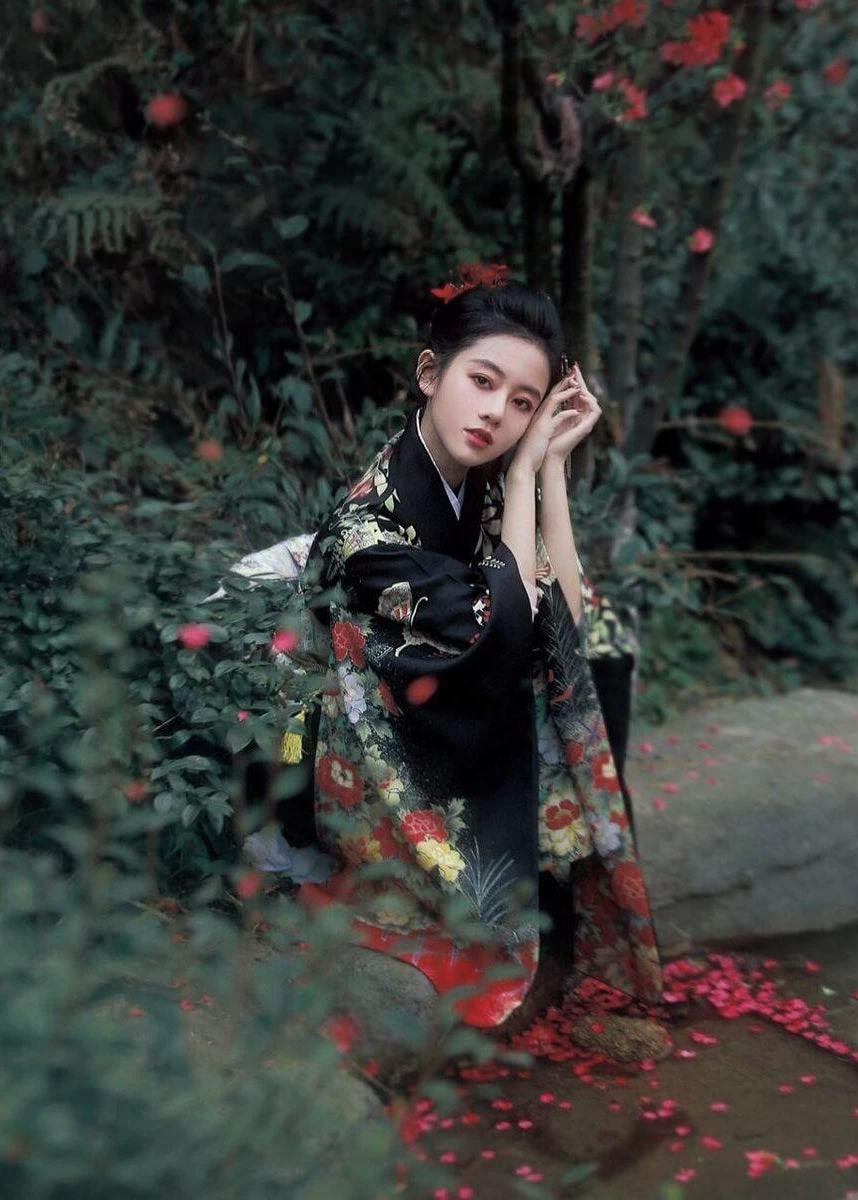 Women’s 2-Piece Hanfu Kimono Set Midnight Peony Floral Print 100%  | HANFUBAO