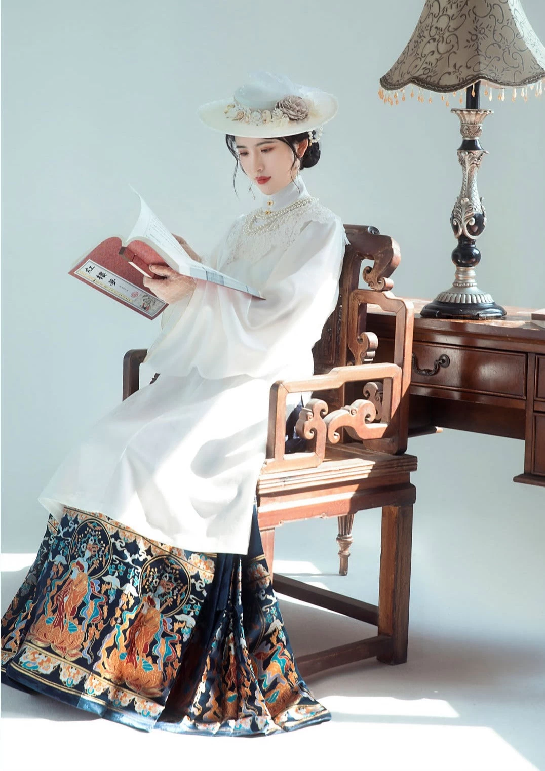 Women Modern Ma Mian Hanfu Skirt Daily Wear Plus Size | HANFUBAO