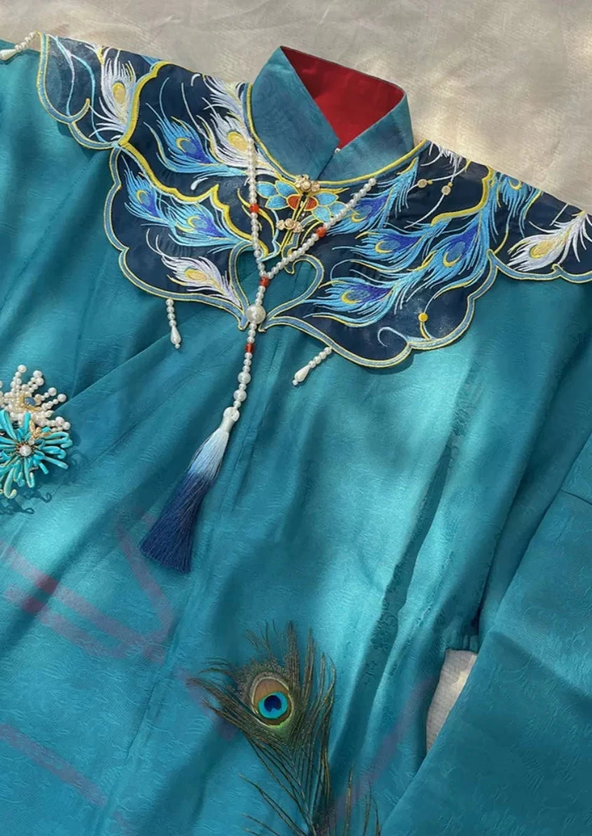 Women Modern Hanfu Embroidered Peacock Feather Cloud Collar | HANFUBAO