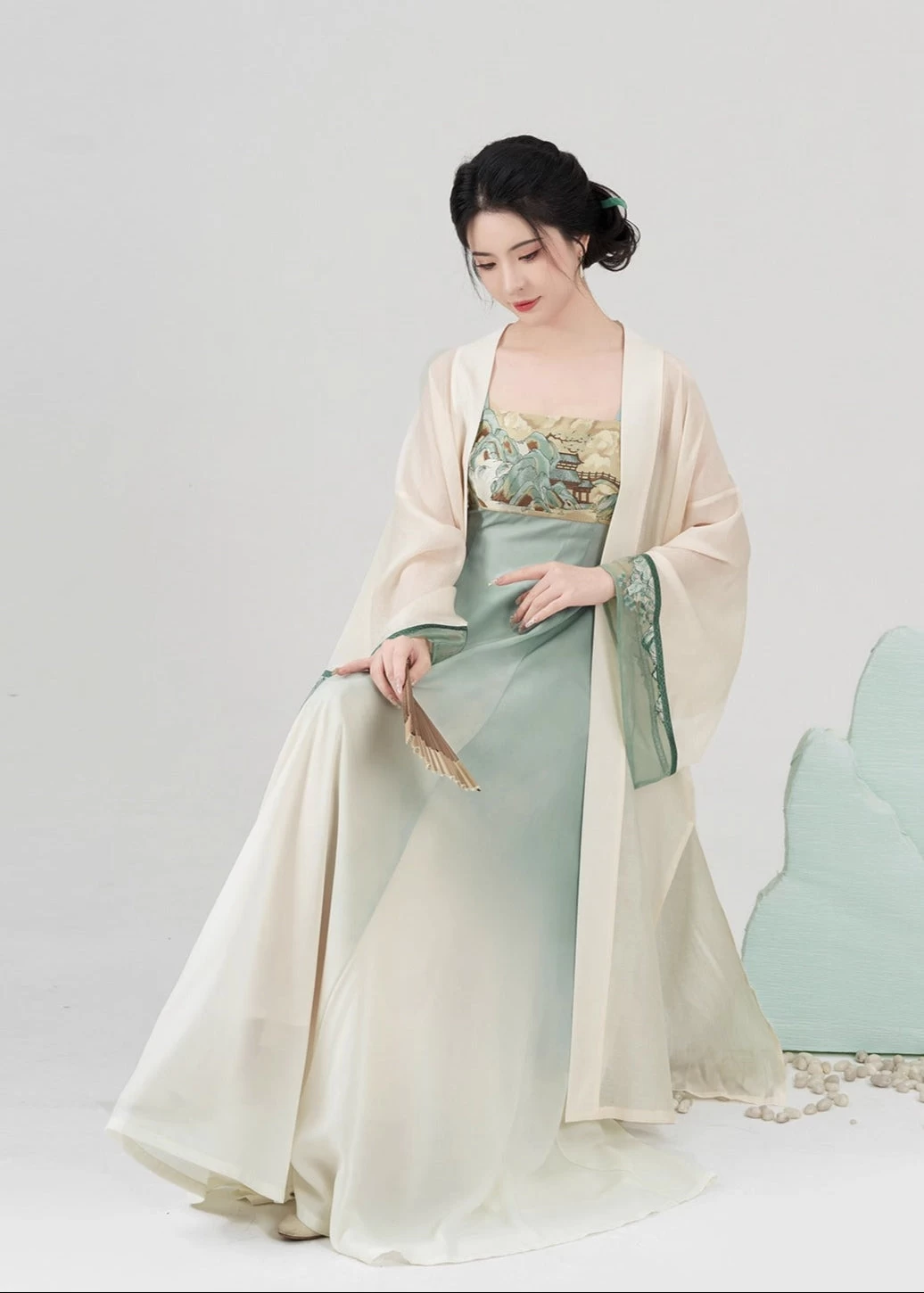 Women Modern Hanfu 2-Piece Set Qing Shan Print | HANFUBAO