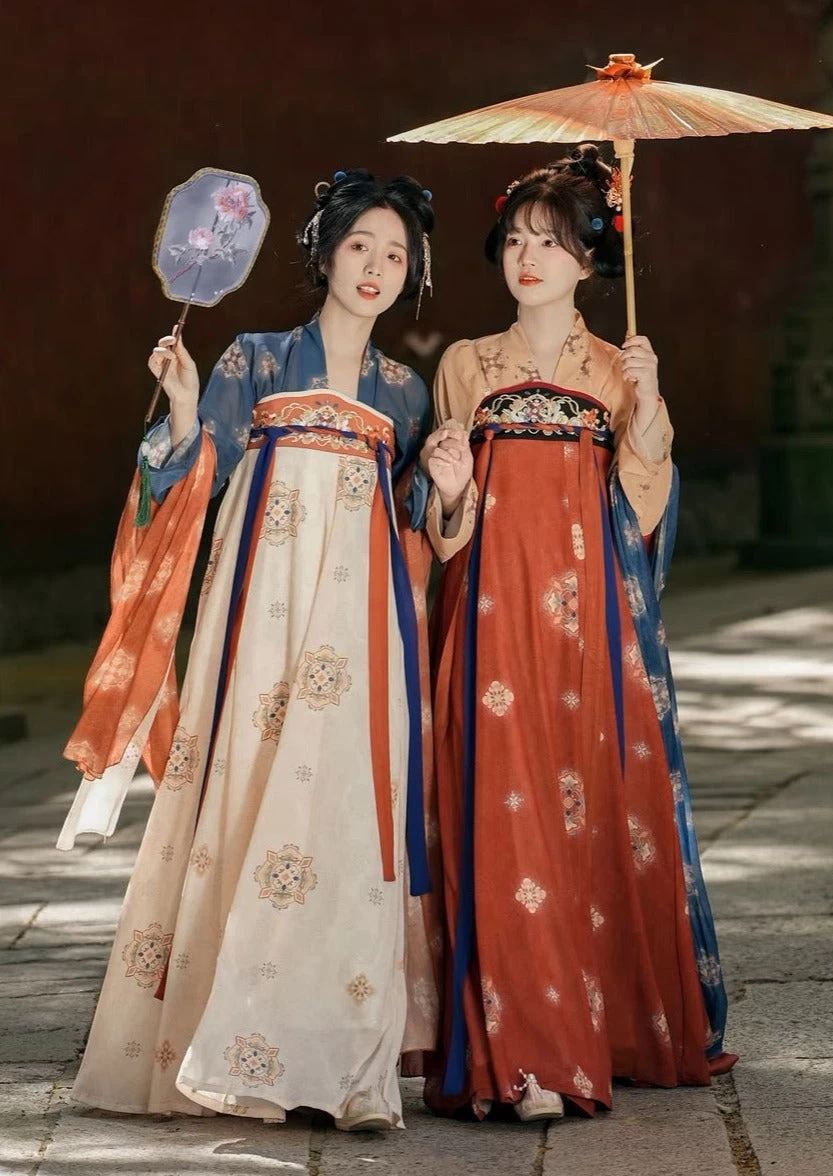 Women’s Modern Chiffon Hanfu 3-Piece Set Floral Embroidery | HANFUBAO