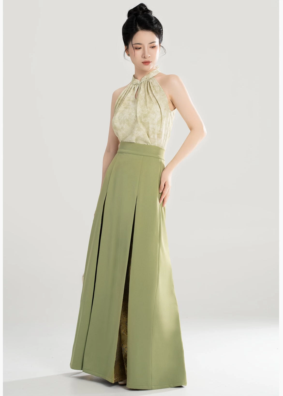 Women Modern Hanfu Cotton Blend 2-Piece Set Jade Floral | HANFUBAO