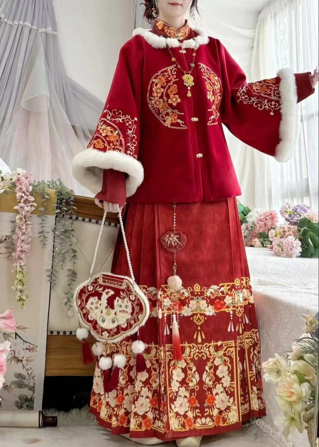 Women’s Plus Size Modern Hanfu 3-Piece Set Red Embroidered|HANFUBAO