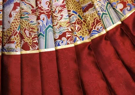 Unisex 4-Piece Embroidered Flying Fish Ming Hanfu Set Plus Size| HANFUBAO