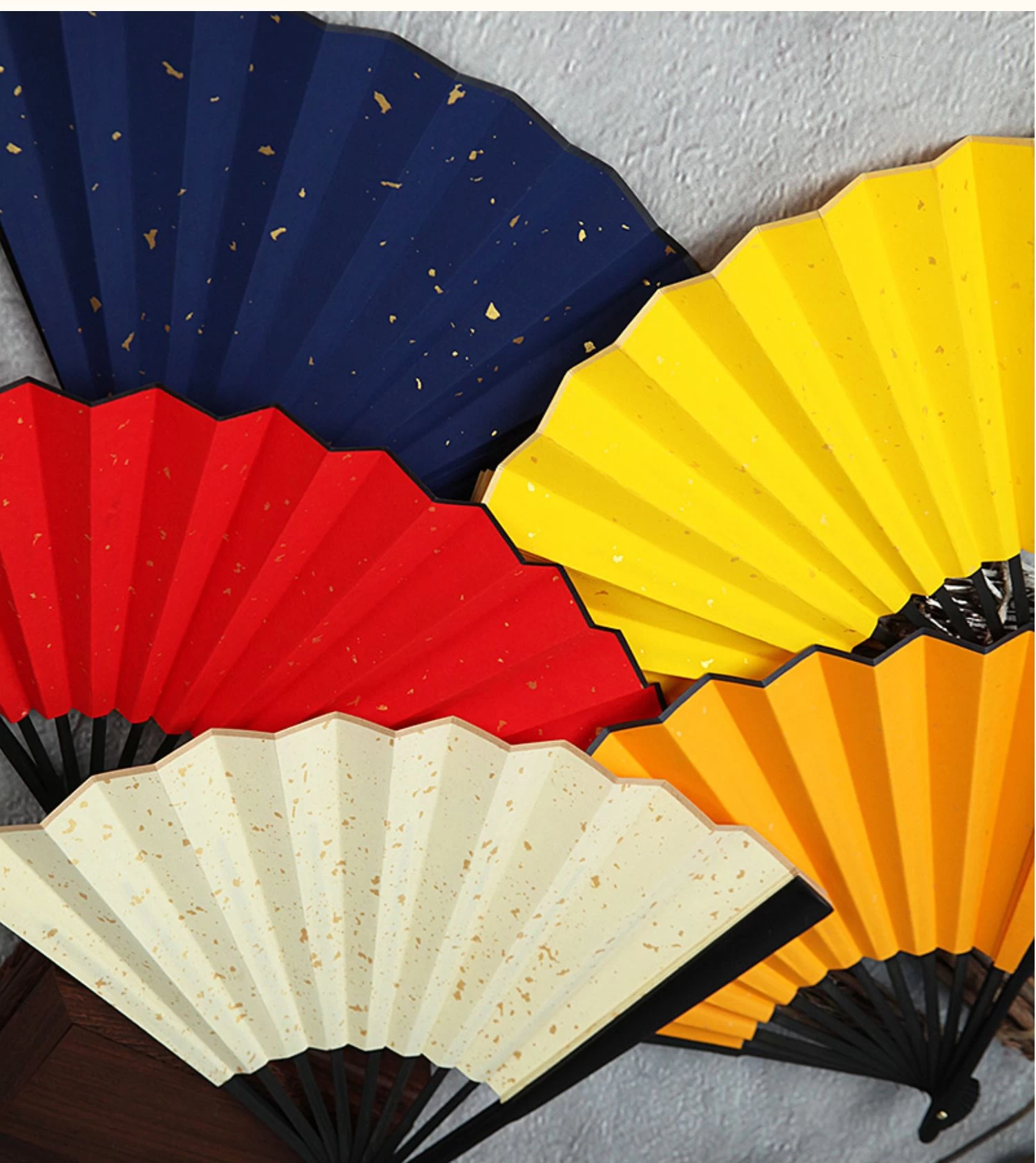 Chinese Paper Folding Hand Fan Scattering Gold Pattern 33.3cm | HANFUBAO
