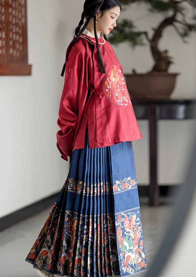 Women Ming Dynasty Ma Mian Hanfu Skirt Half Cosmo Embroidered Daily Wear | HANFUBAO