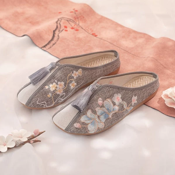 Women’s Hanfu Floral Embroidered Canvas Mule Shoes 7 Colors EU35-40 | HANFUBAO