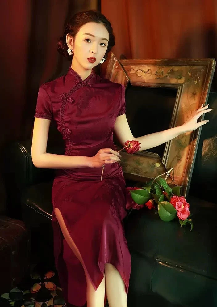Women Acetate Satin Modern Hanfu Red High-Slit Qipao Dress | HANFUBAO