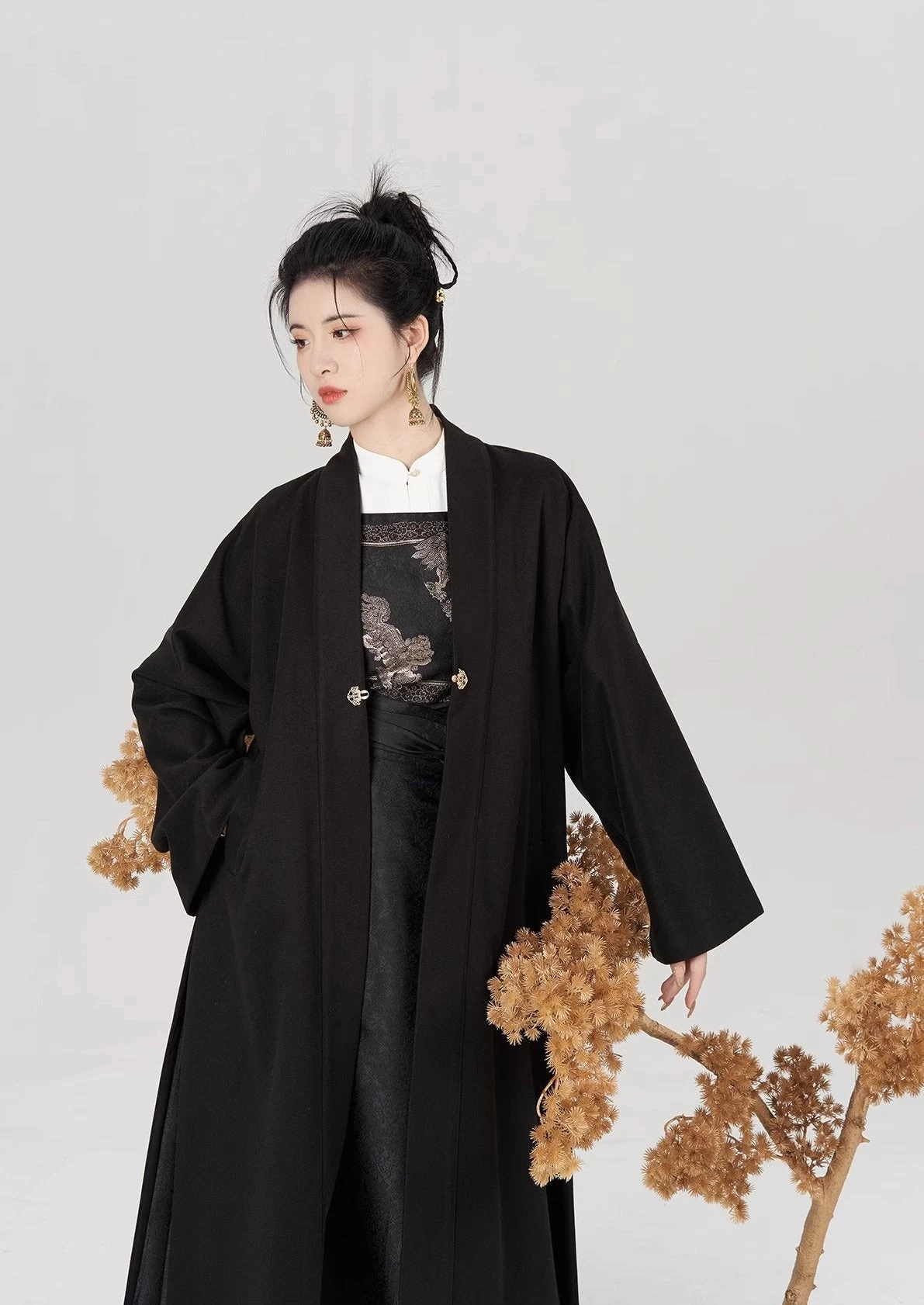Women Modern 3-Piece Daily Hanfu Set Golden Oriole Embroidered Plus Size| HANFUBAO