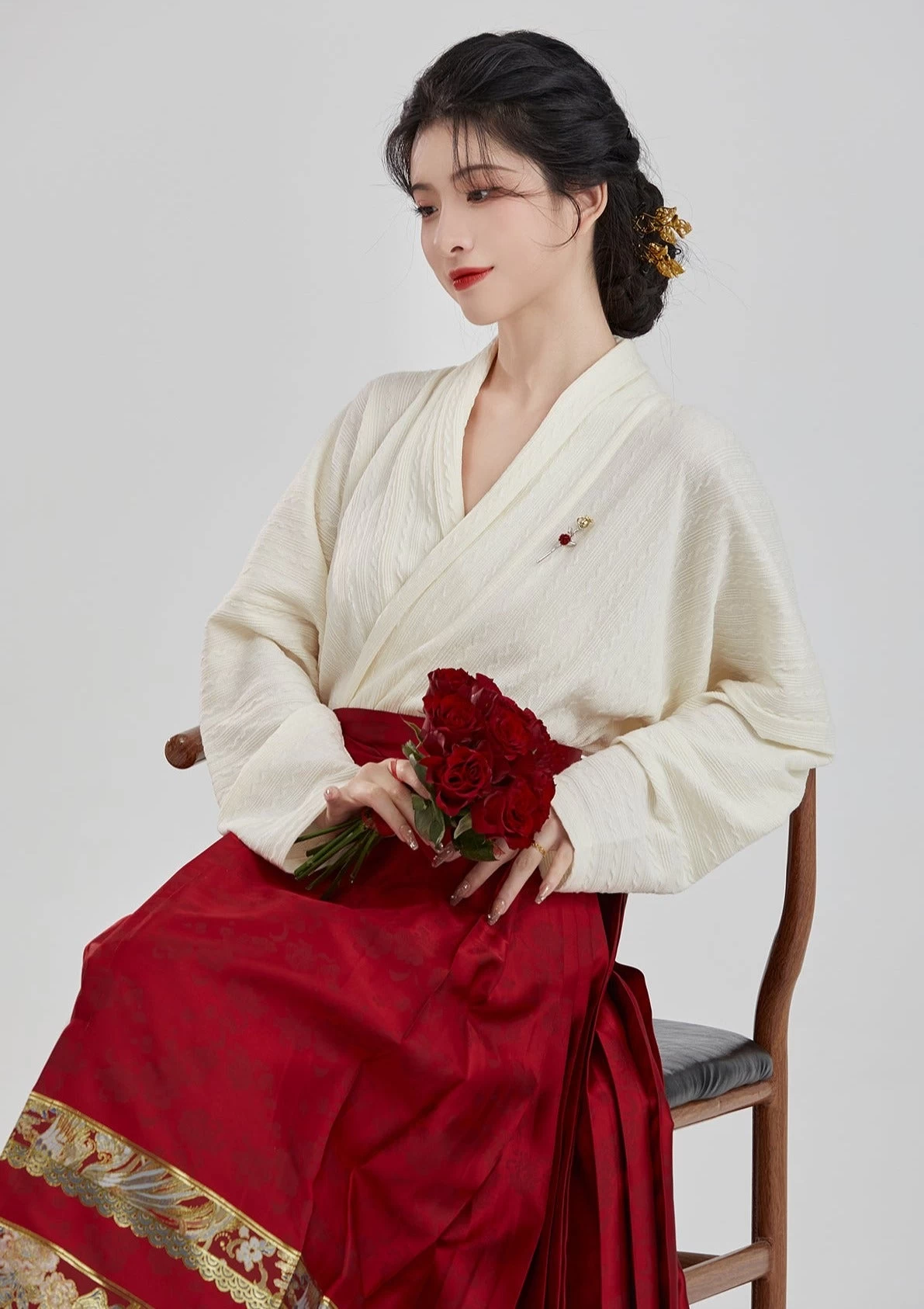 Women Modern Bridal Ma Mian Skirt Set,  (Dijie) | HANFUBAO