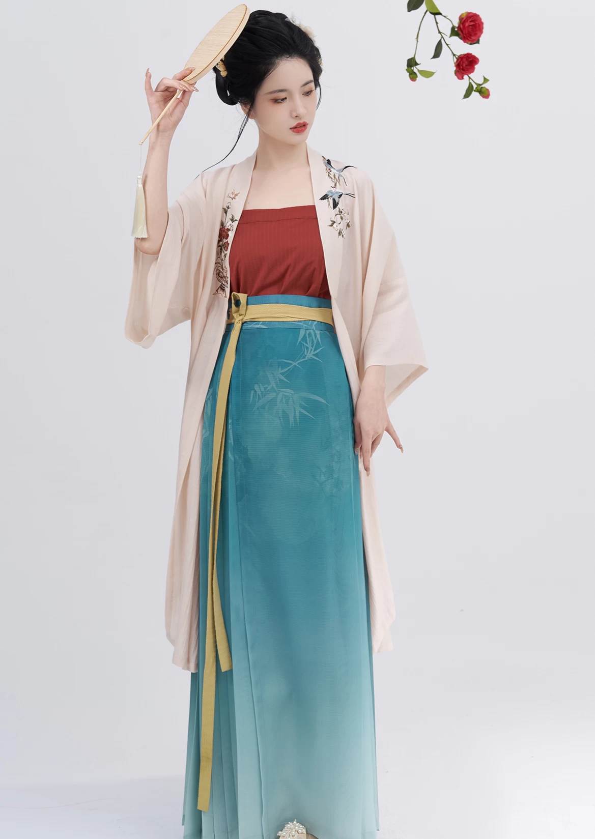 Women's Early Spring Swallows Modern 3-Piece Daily Hanfu Set| HANFUBAO