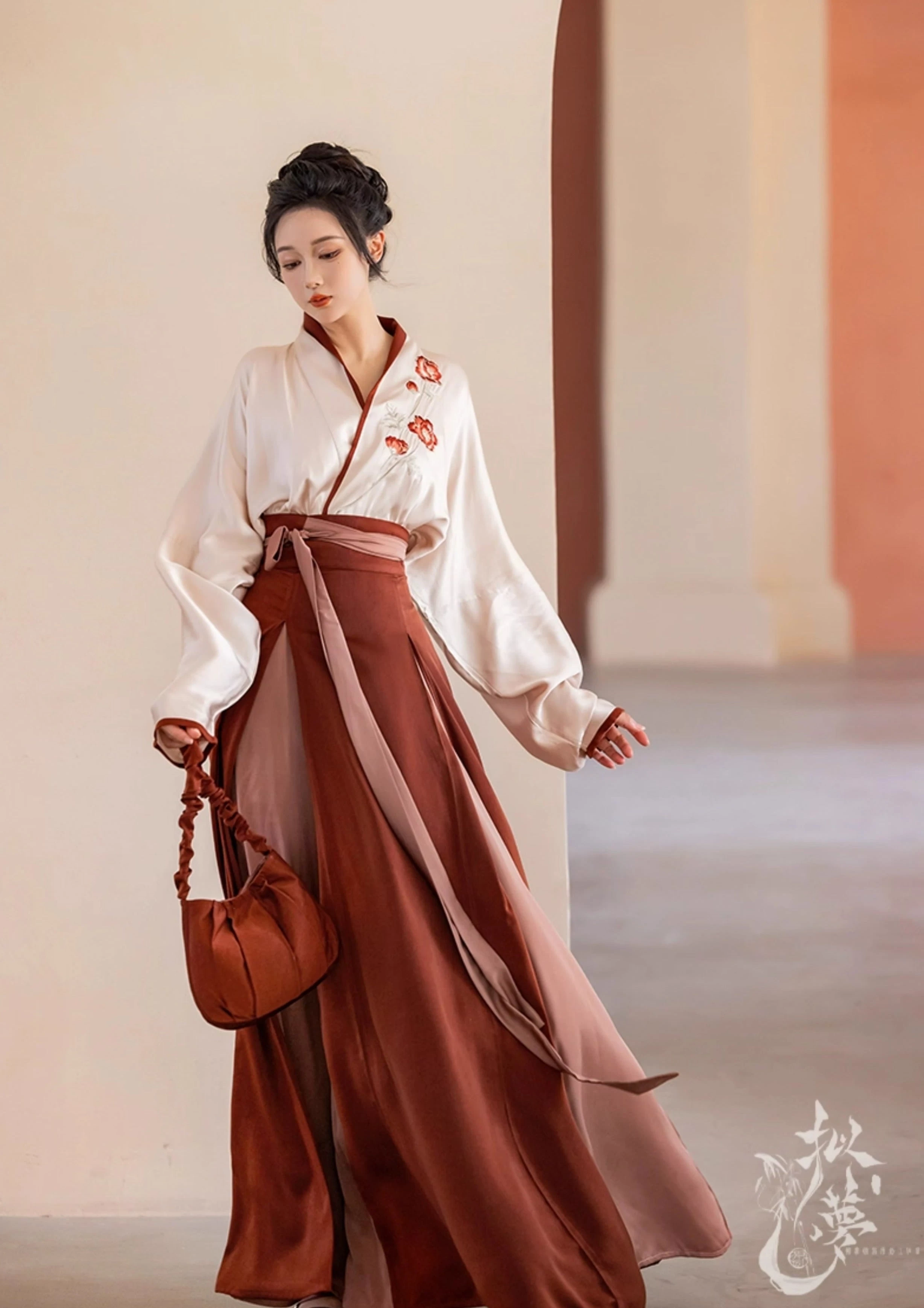 Women Modern Hanfu Lab Cotton-Silk 2-Piece Set Poppy Print | HANFUBAO