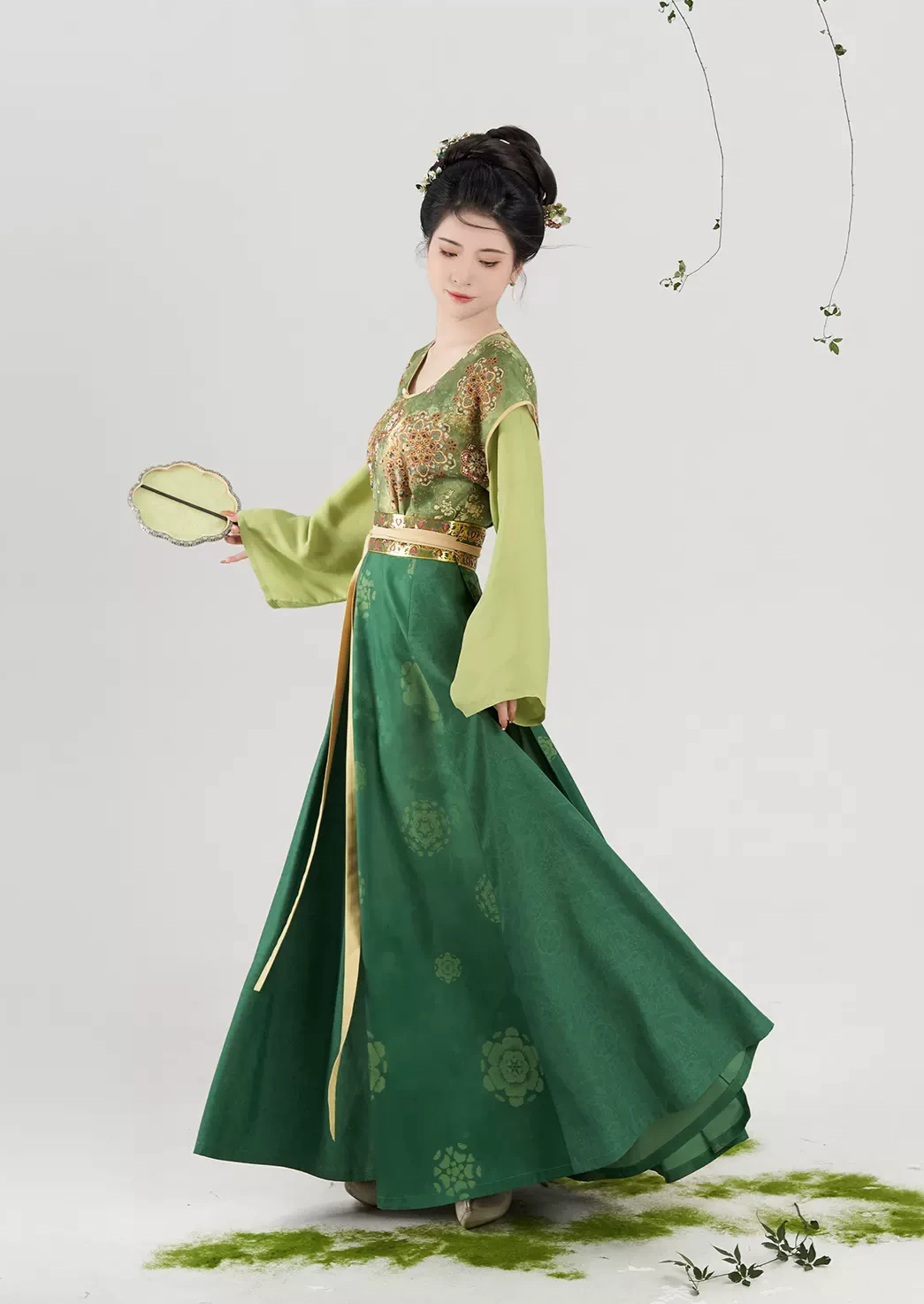Women Tang Hanfu 3-Piece Set (Tank+Shirt+Skirt) Daily Wear | HANFUBAO