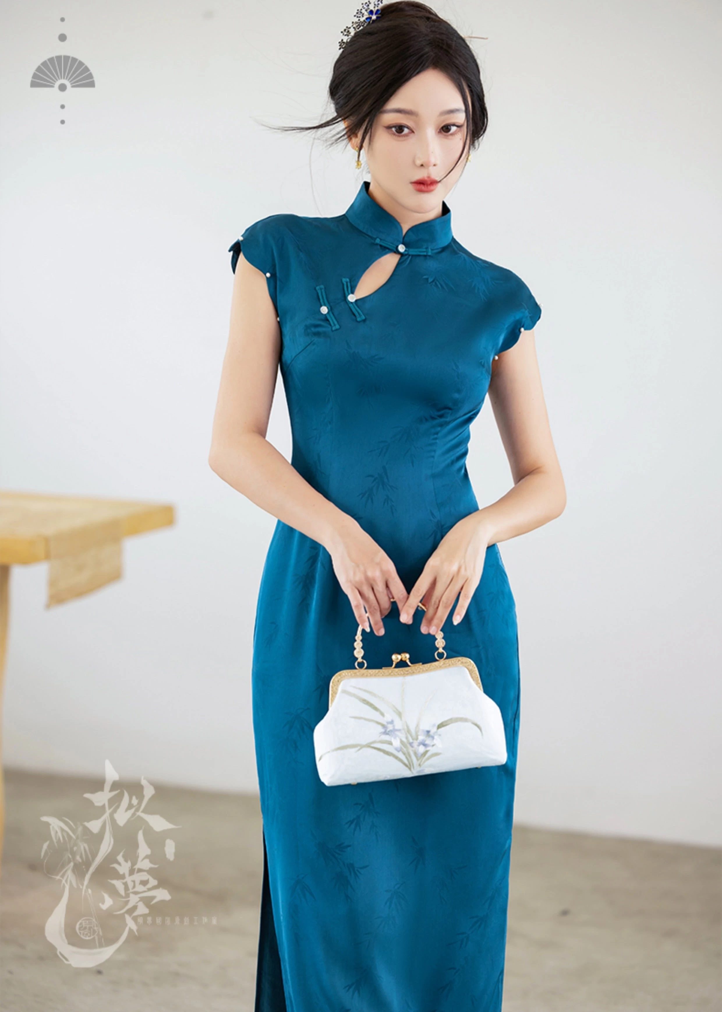 Women's Modern Qipao Daily Hanfu Dress Indigo Cotton Blend | HANFUBAO