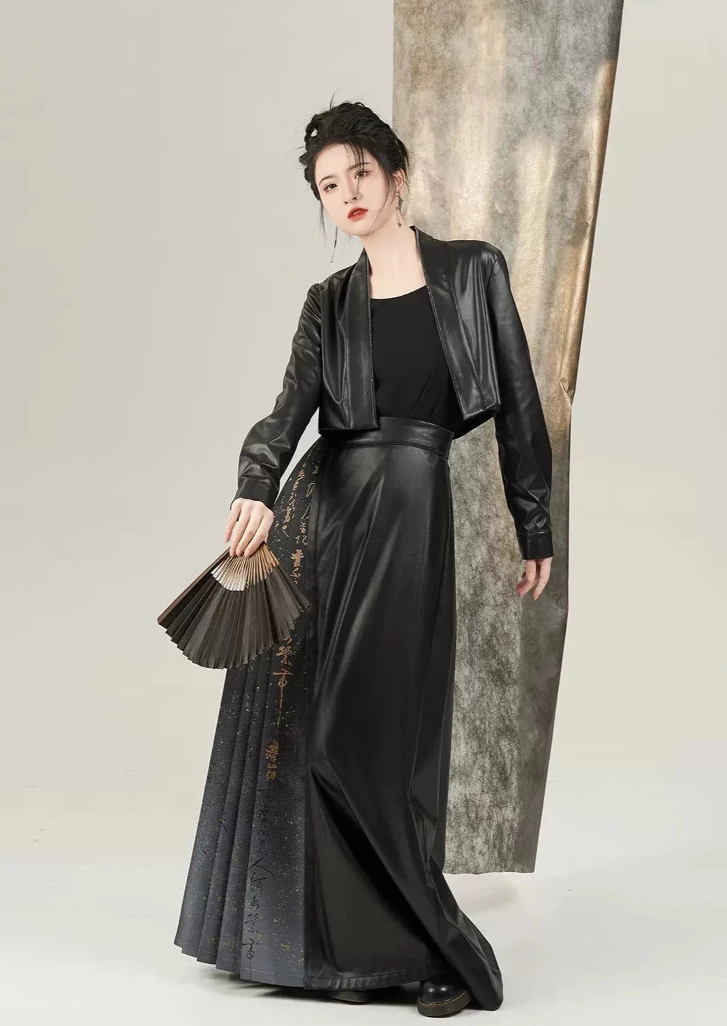 Women’s Modern 3-Piece Faux Leather Daily Hanfu Set Midnight Ink | HANFUBAO
