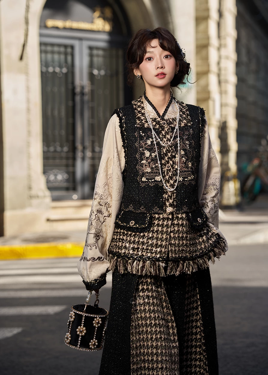 Women 3-Piece New Year Daily Hanfu Set Ink Pine Print | HANFUBAO