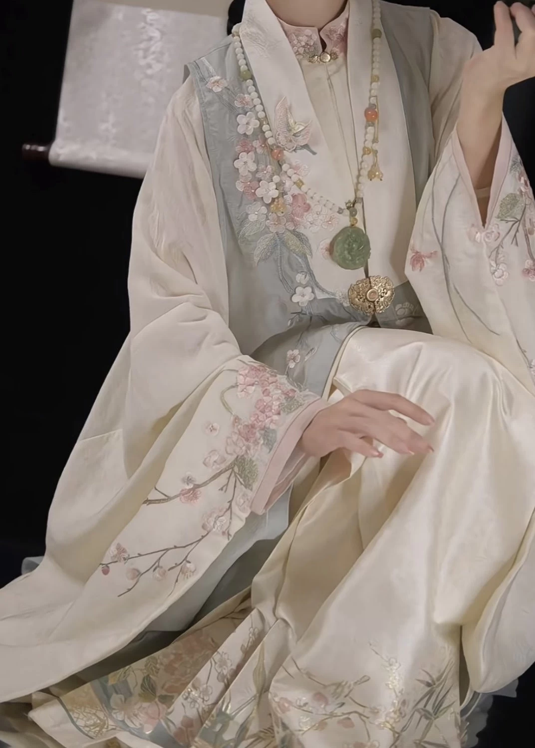 Women Plus Size Modern Hanfu 3-Piece  Set Plum Shadow | HANFUBAO