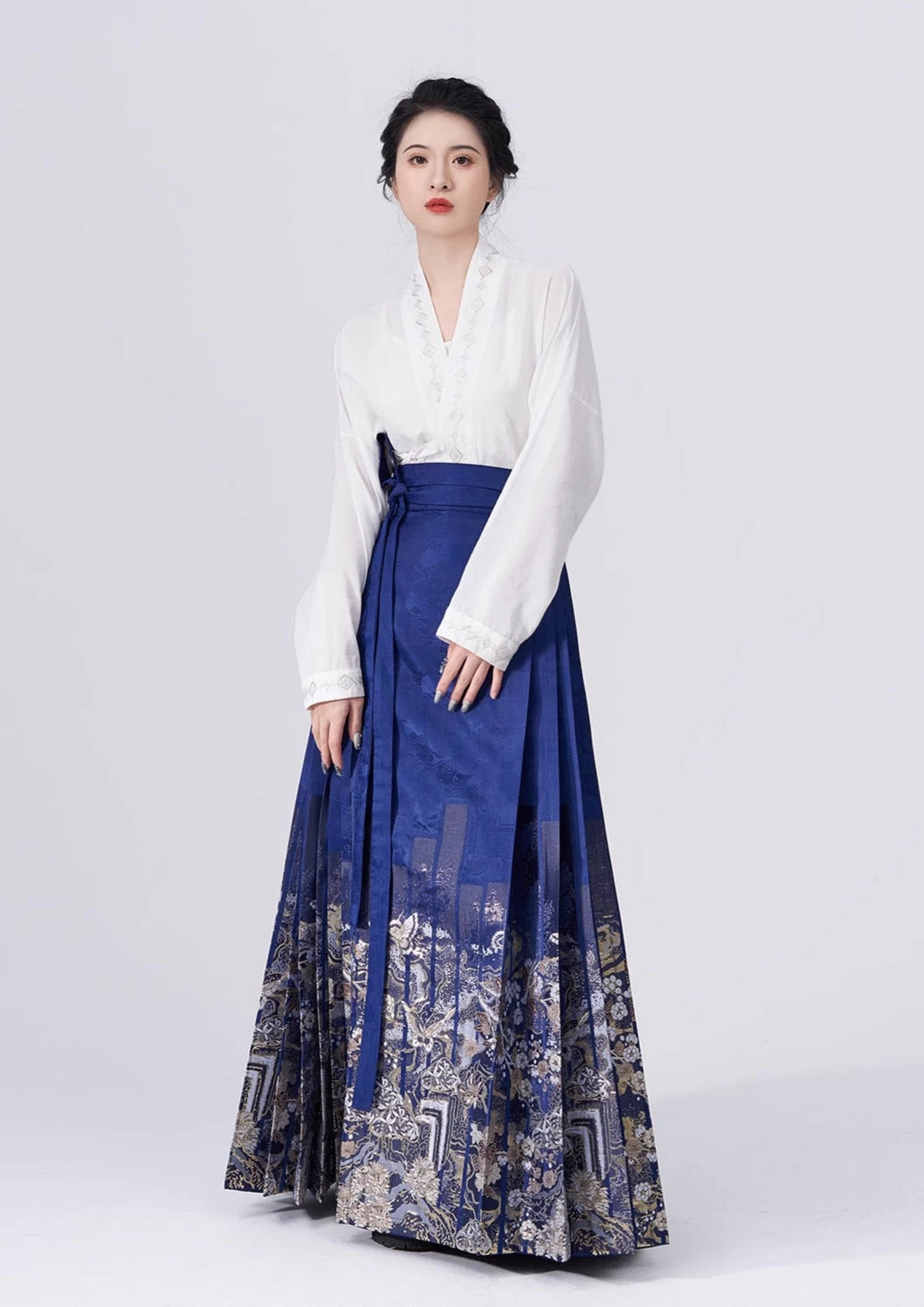 Women Modern Hanfu Wrap Blouse White Daily Wear Lightweight Fabric | HANFUBAO