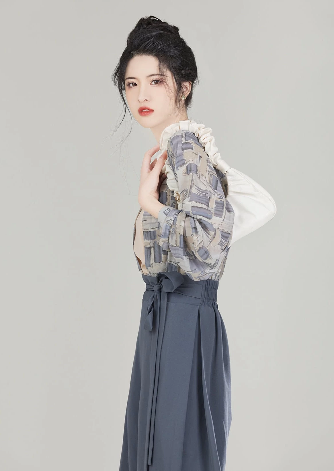 Women Modern Daily Hanfu Set Cotton-Blend Modern Blue/Beige | HANFUBAO