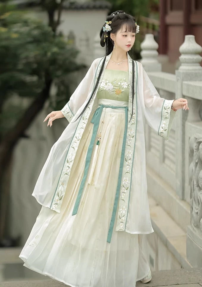 Women Song Dynasty 4-Piece Daily Hanfu Set Jasmine Floral Embroidery | HANFUBAO
