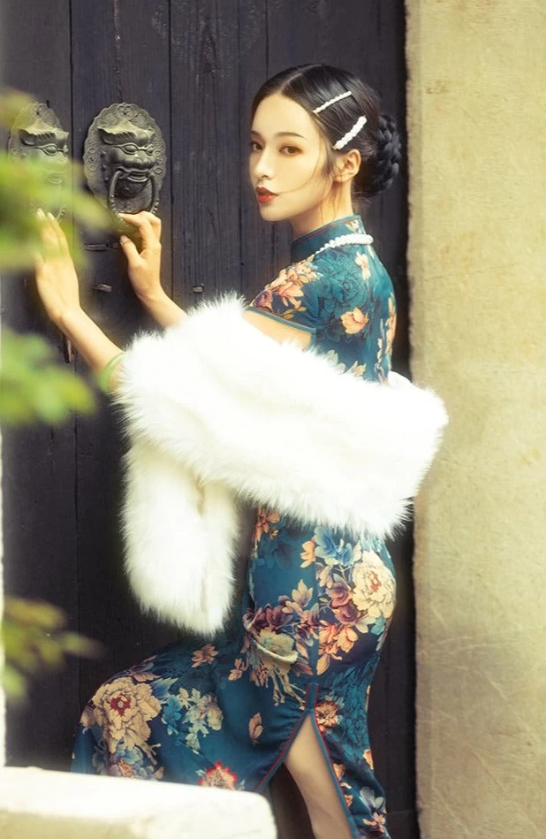 Women's Ivory Faux Fur Shawl Warm Winter Wedding Wrap Plus Size | HANFUBAO