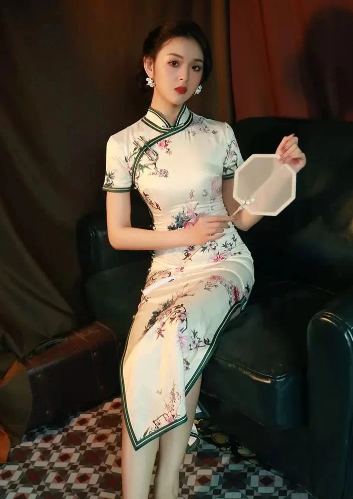 Women's Acetate Satin Qipao Cheongsam Ivory Rose Floral Plus Size| HANFUBAO