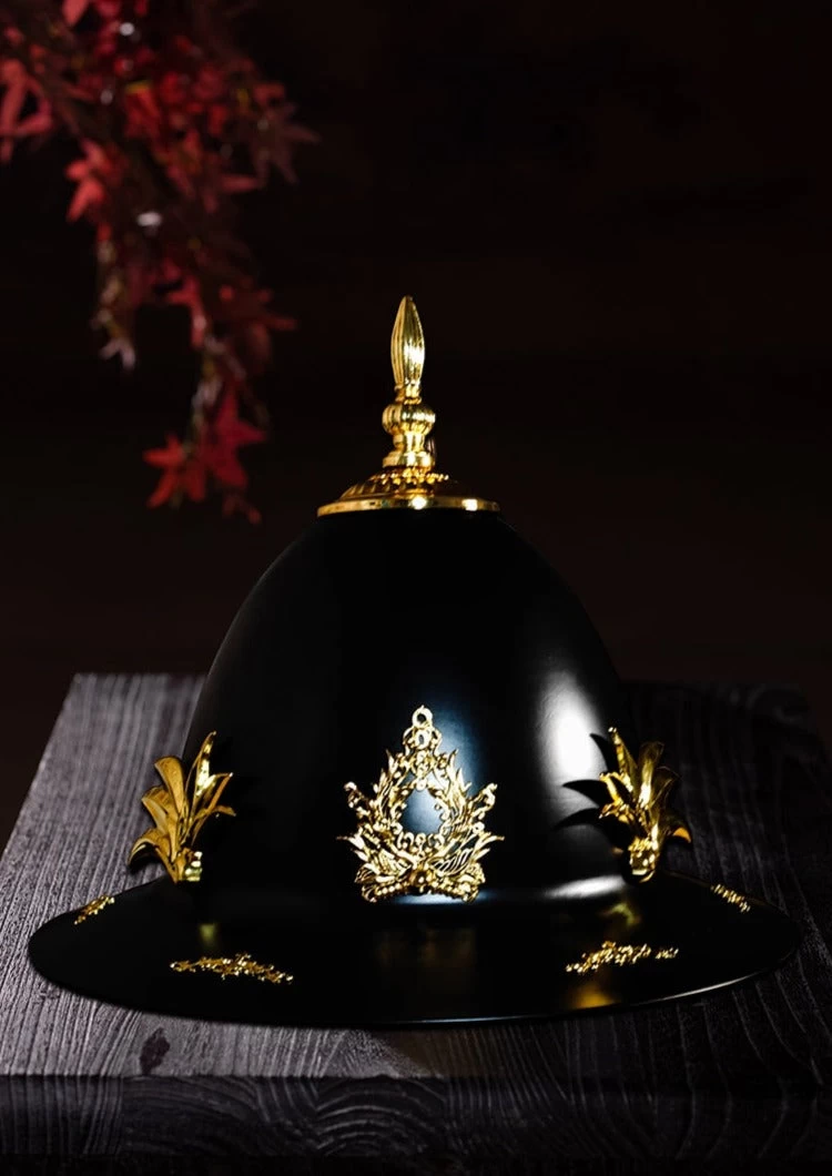 Unisex Ming Dynasty Iron Flying Fish Helmet Armor Headpiece | HANFUBAO