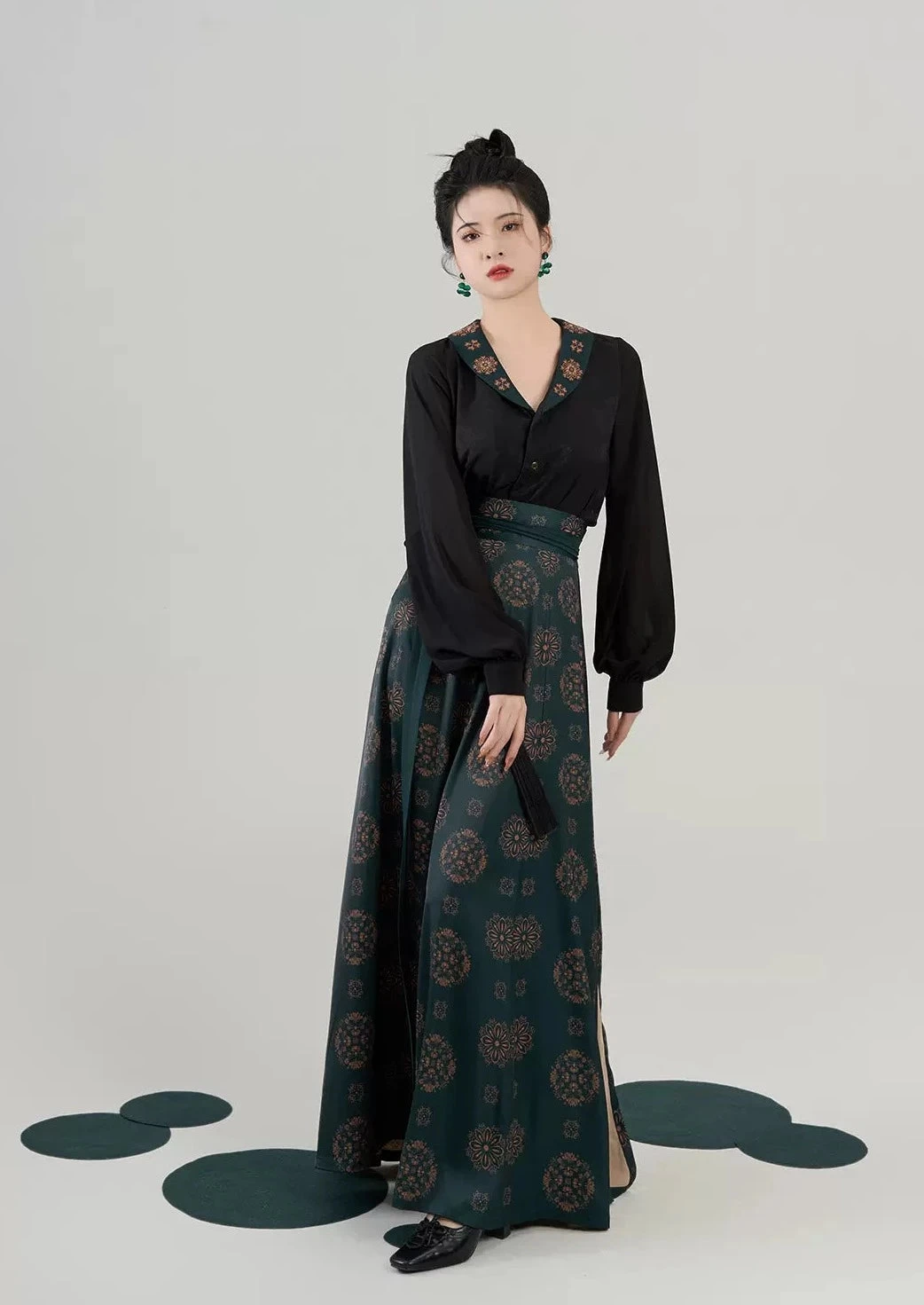 Women’s Modern Hanfu 2-Piece Top & Skirt Set Emerald Green| HANFUBAO