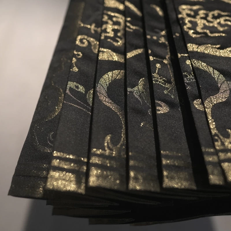 Unisex Modern Hanfu  Ma Mian Skirt Three Stars Pattern | HANFUBAO