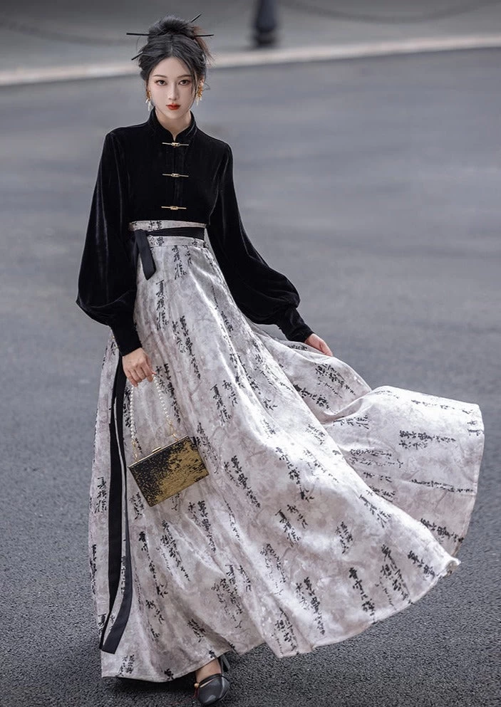 Women Daily Hanfu 2-Piece Velvet Blouse & Skirt Set Ink Black | HANFUBAO