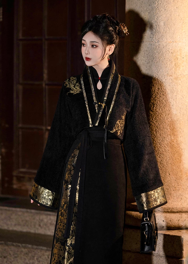 Women  Modern Hanfu 3-Piece Set Black Gold Floral Plus Size| HANFUBAO