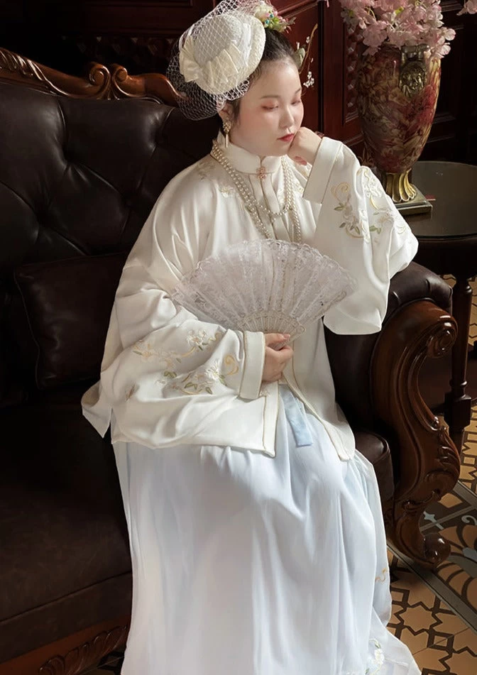 Women’s Plus Size Daily Hanfu Shirt 3 Colors Embroidered| HANFUBAO