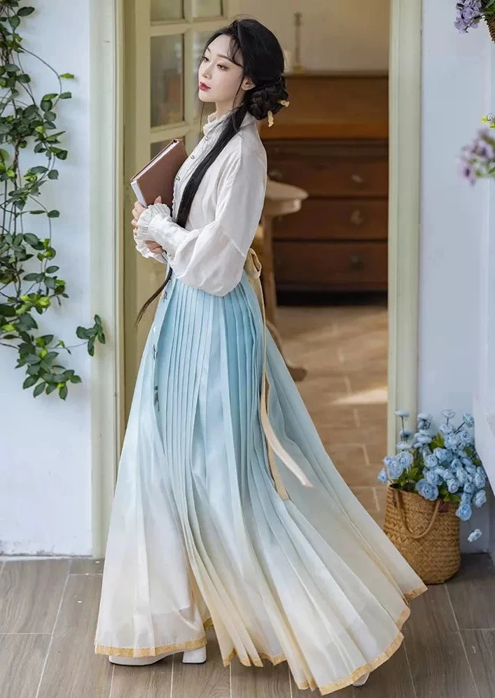 Women Modern Daily 3-Piece Ma Mian Hanfu Pear Blossom Silk Blend| HANFUBAO