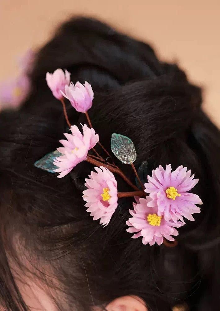 Women Daisy Flower Hair Clips Pair, Purple Yarn Hanfu Accessory | HANFUBAO