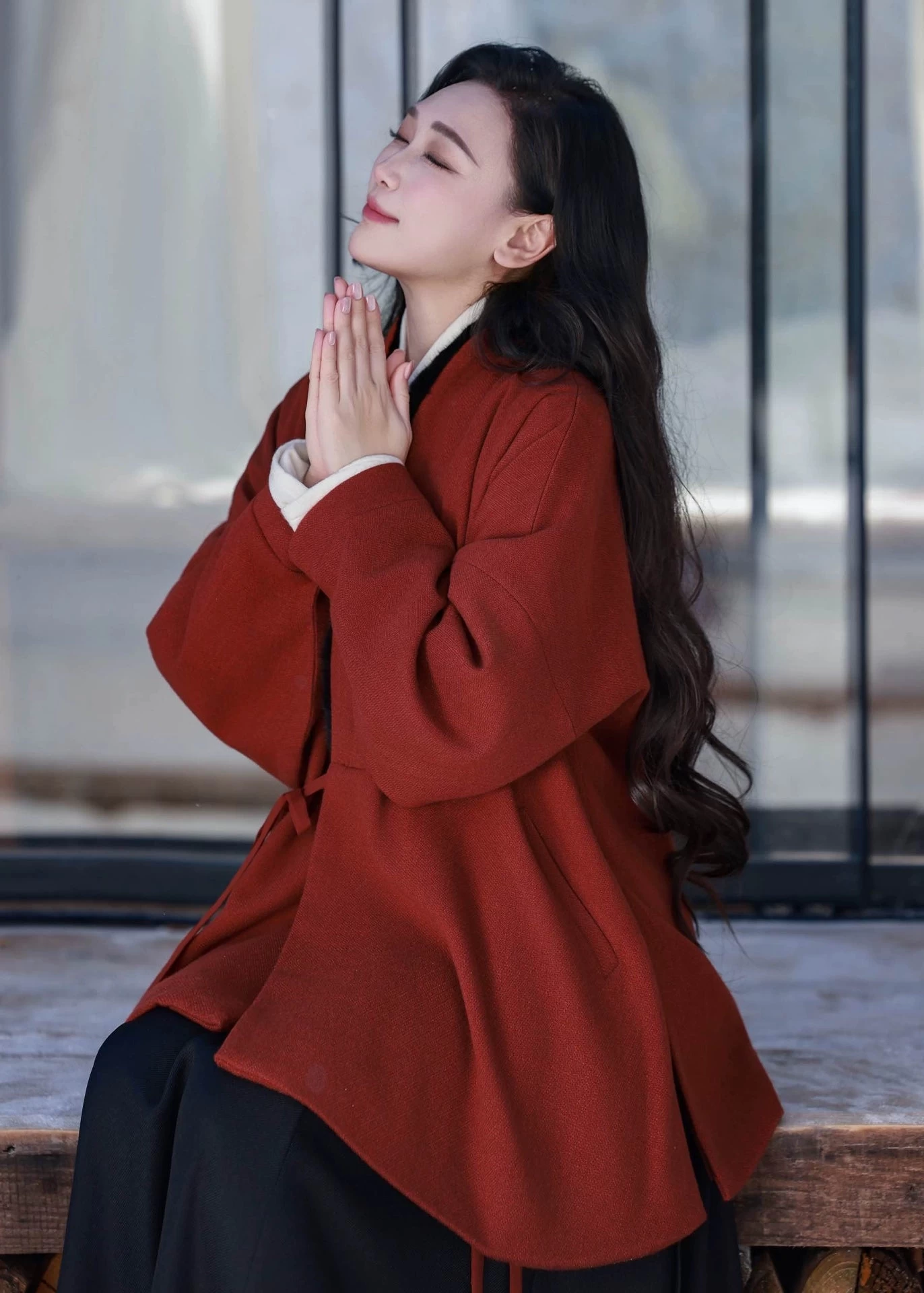 Women's Modern 4-Piece Hanfu Set Mink Fur Collar| HANFUBAO