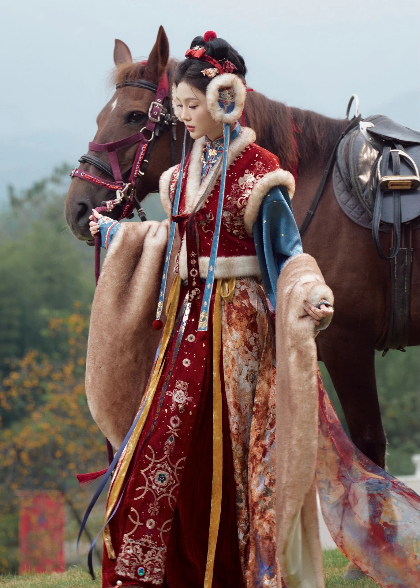 Women Modern Hanfu Silk-Blend 4-Piece Star Embroidery Blue | HANFUBAO