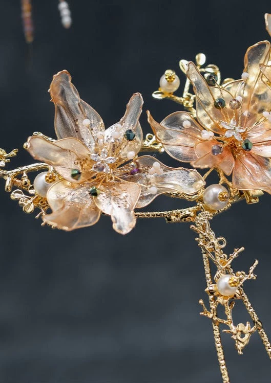 Women Alloy Bridal Hand Fan with Gemstones, Elegant Wedding | HANFUBAO