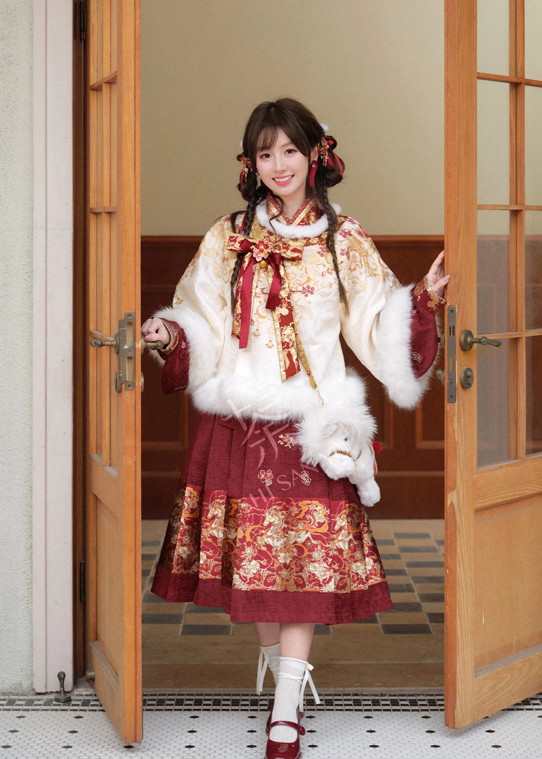 HANFUBAO | Women  3-Piece New Year Hanfu Dress Set Red Embroidery S-XL