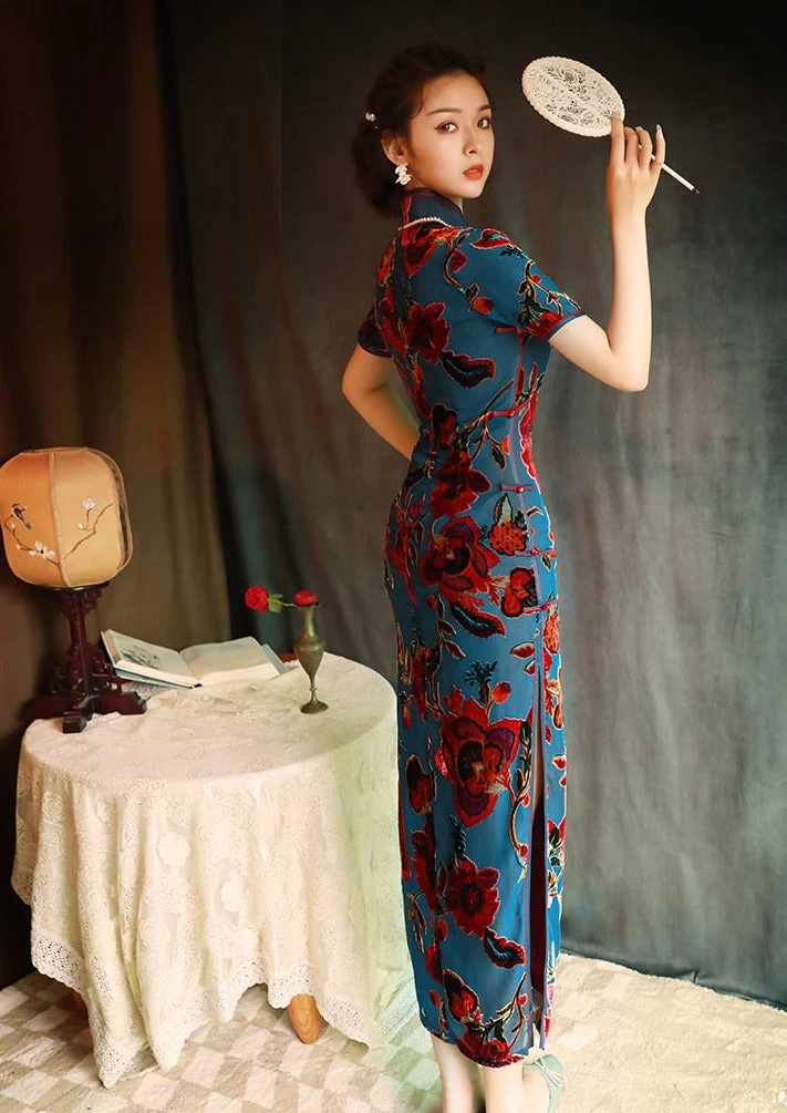 Women Vintage Velvet Qipao Cheongsam Blue Camellia Print | HANFUBAO