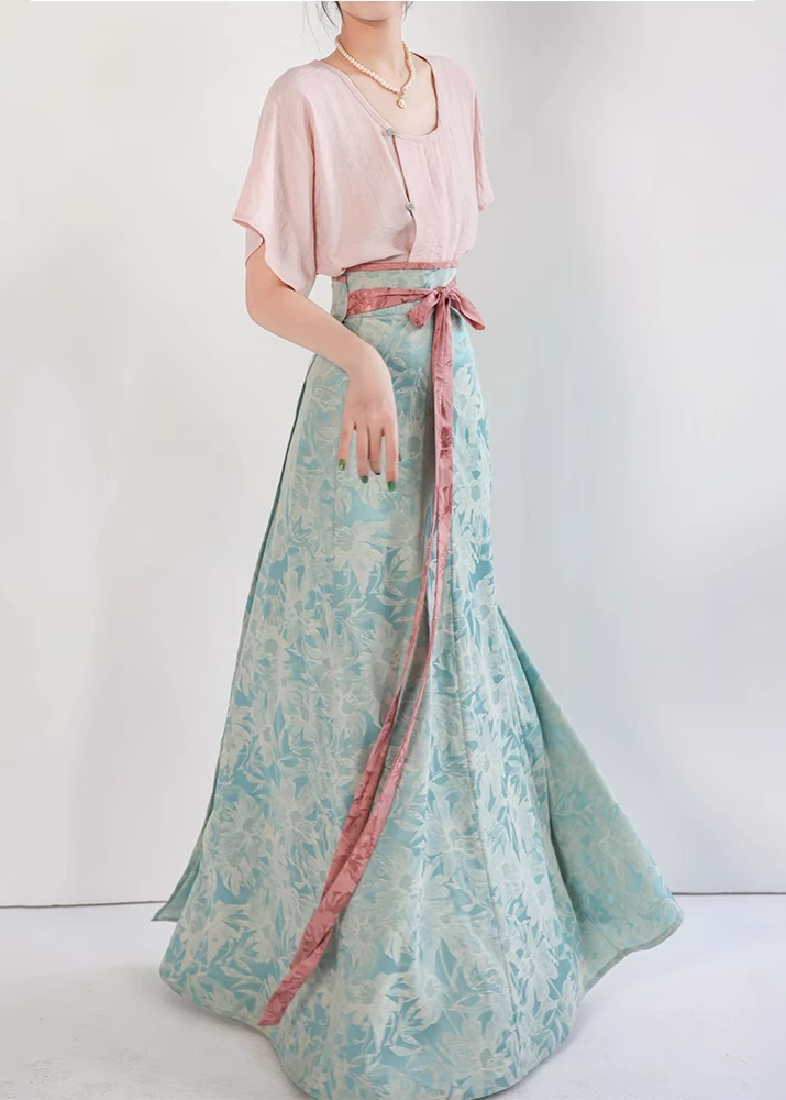 Women Daily Hanfu Top & Skirt 3-Color Set, Viscose Blend| HANFUBAO