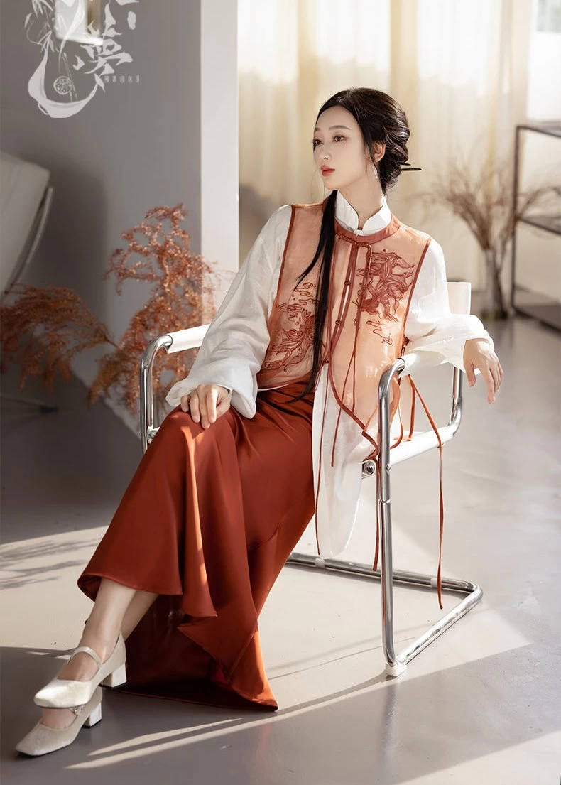 Women's Modern 3-Piece Qipao Set Dream Koi Print | HANFUBAO