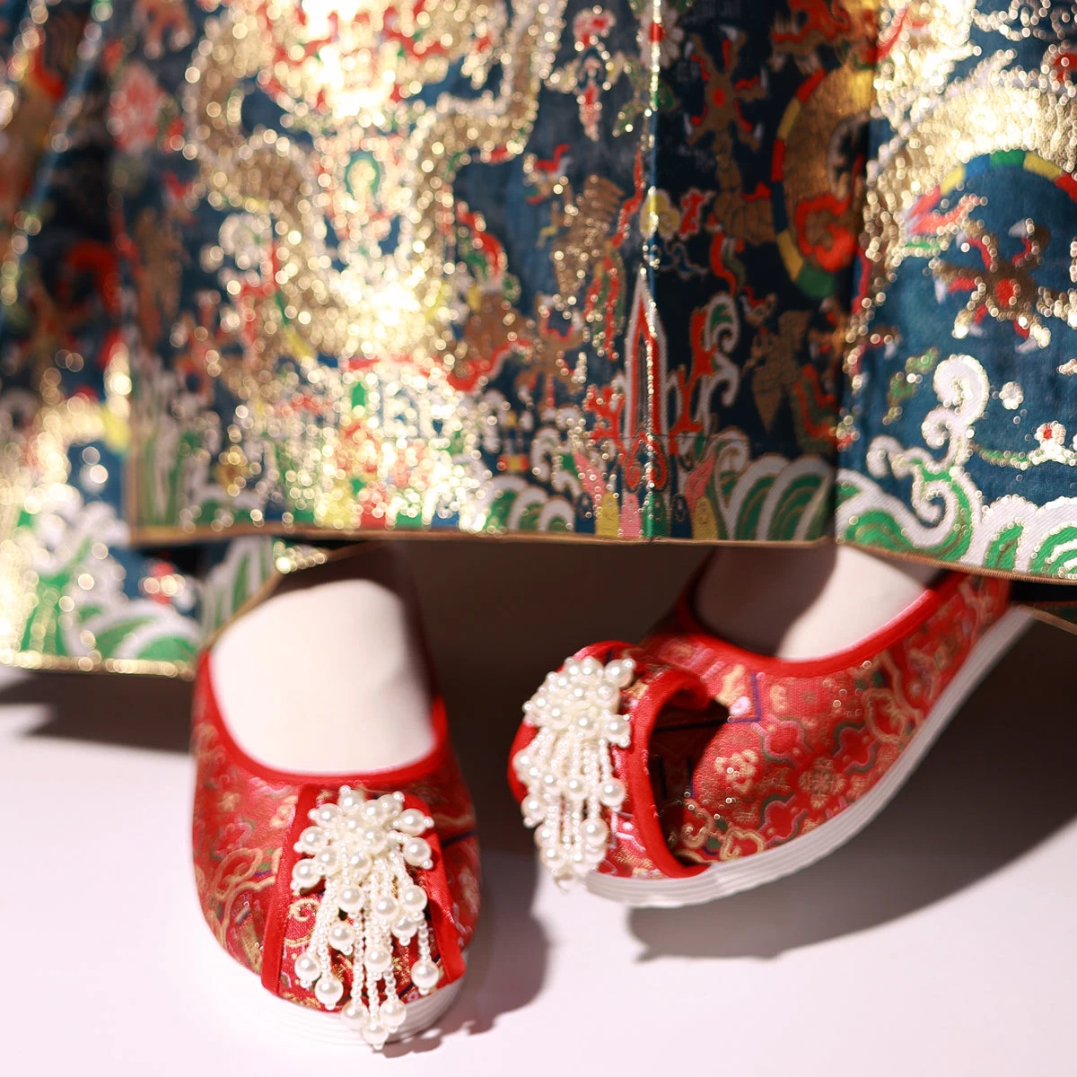 Women's Embroidered Jin Se Hanfu Shoes, Chinese Style Daily Wear| HANFUBAO