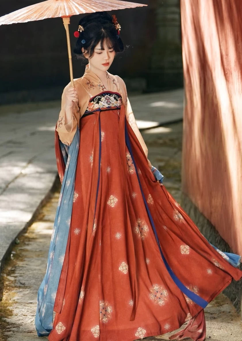 Women’s Modern Chiffon Hanfu 3-Piece Set Floral Embroidery | HANFUBAO