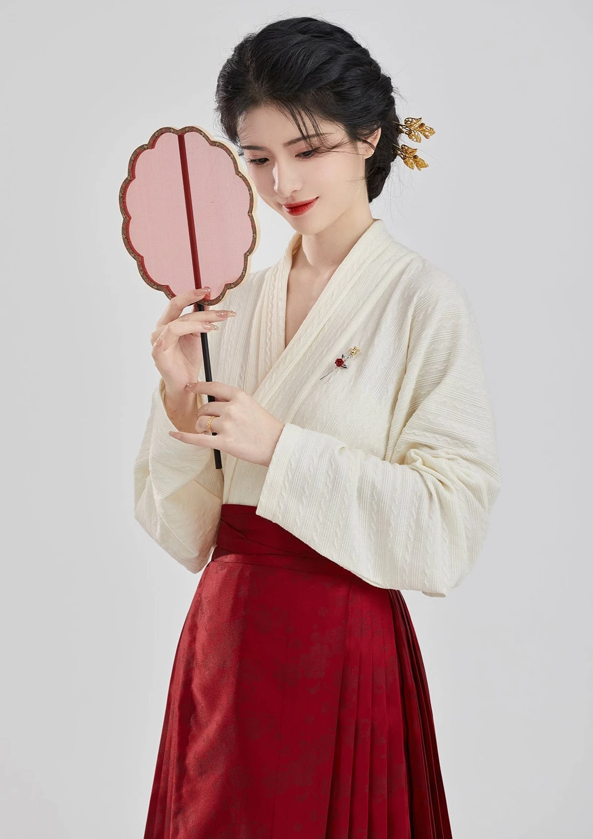 Women Modern Bridal Ma Mian Skirt Set,  (Dijie) | HANFUBAO