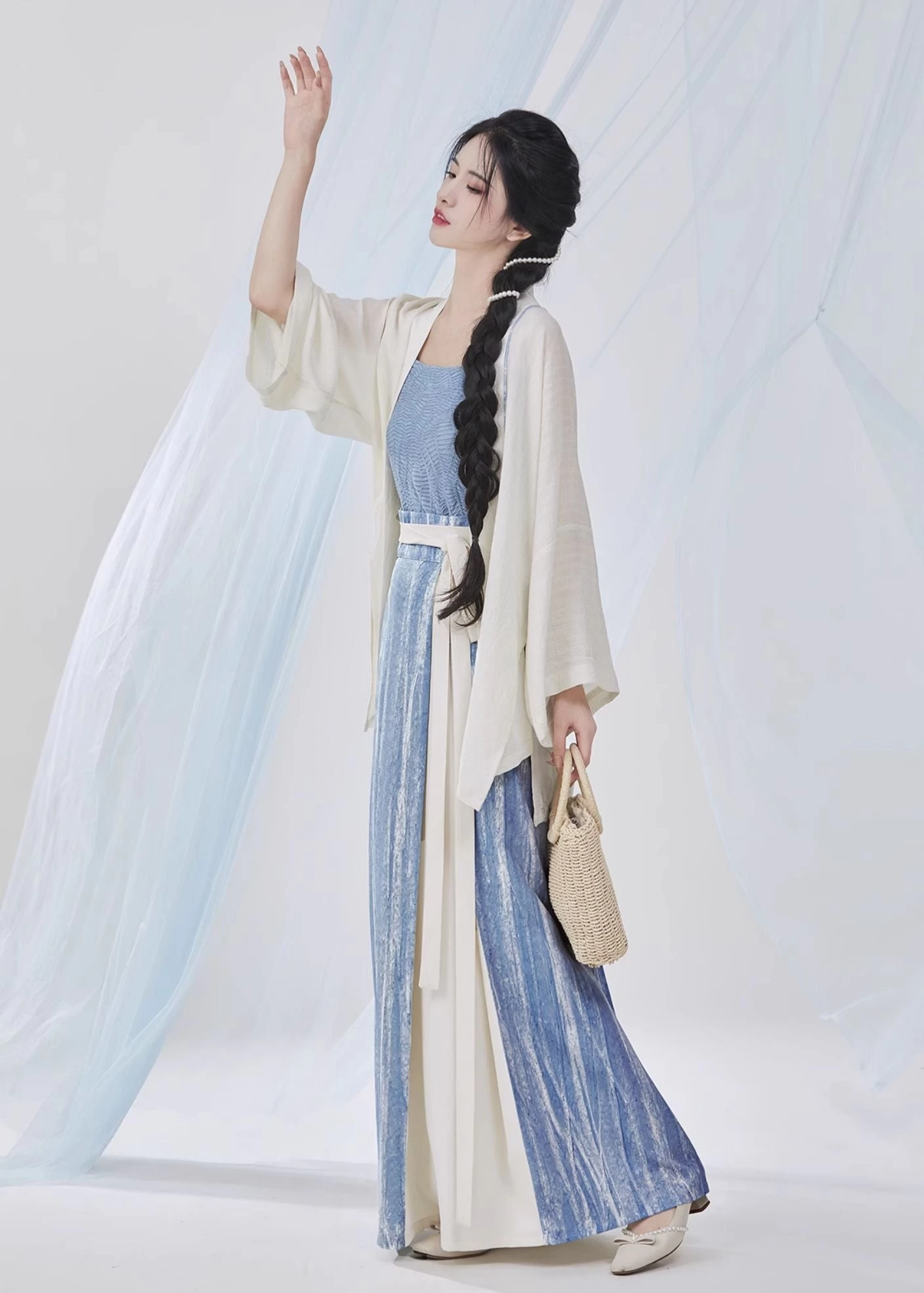 Women Modern Chiffon Hanfu 3-Piece Set Sea Breeze Blue | HANFUBAO