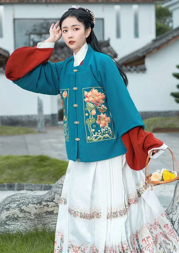 Women  Modern Hanfu Daily Cardigan Yellow Koi Embroidery| HANFUBAO