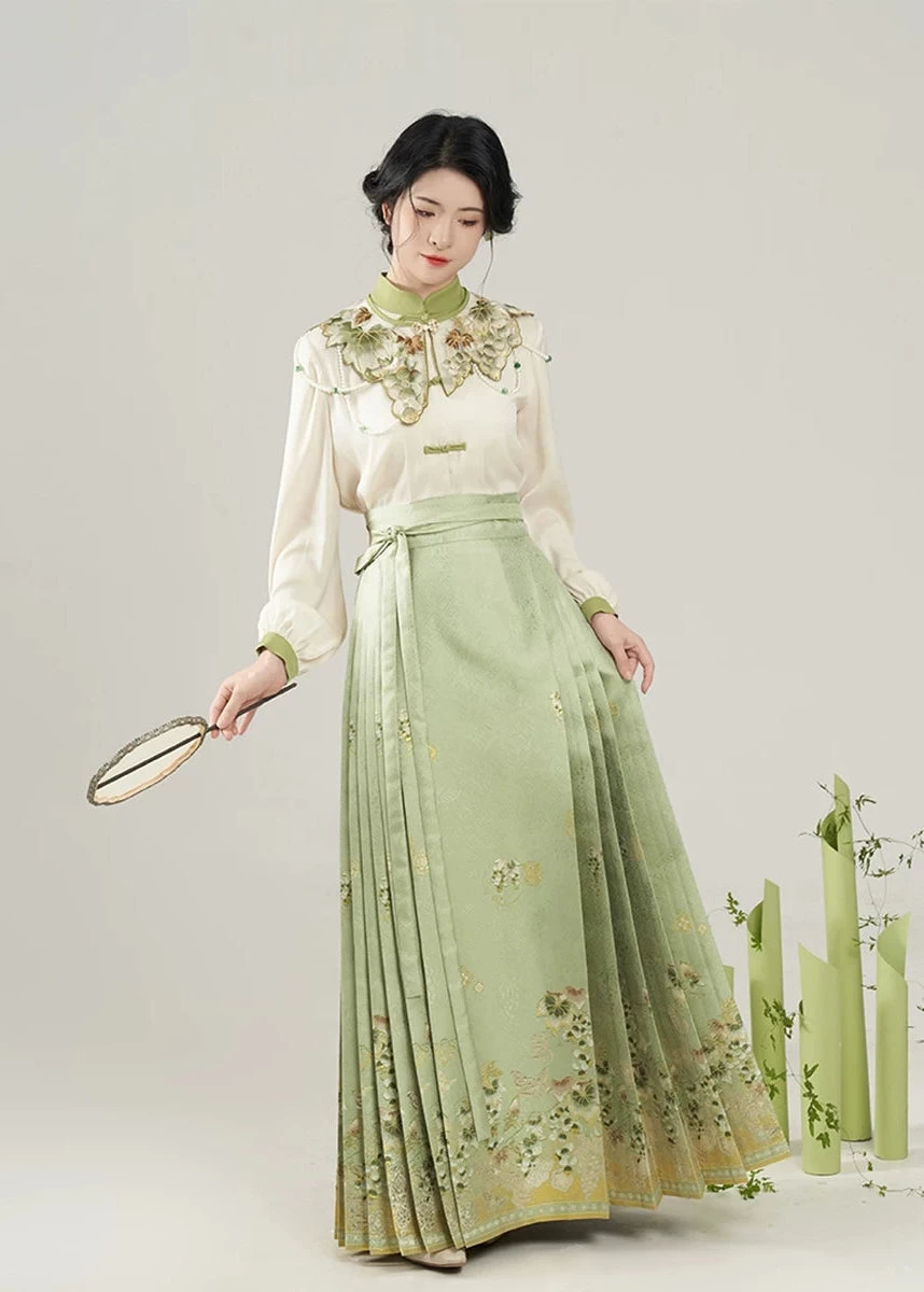 Women’s 11-Color Graduation Cloud Collar Hanfu Cape, Hand Washable | HANFUBAO